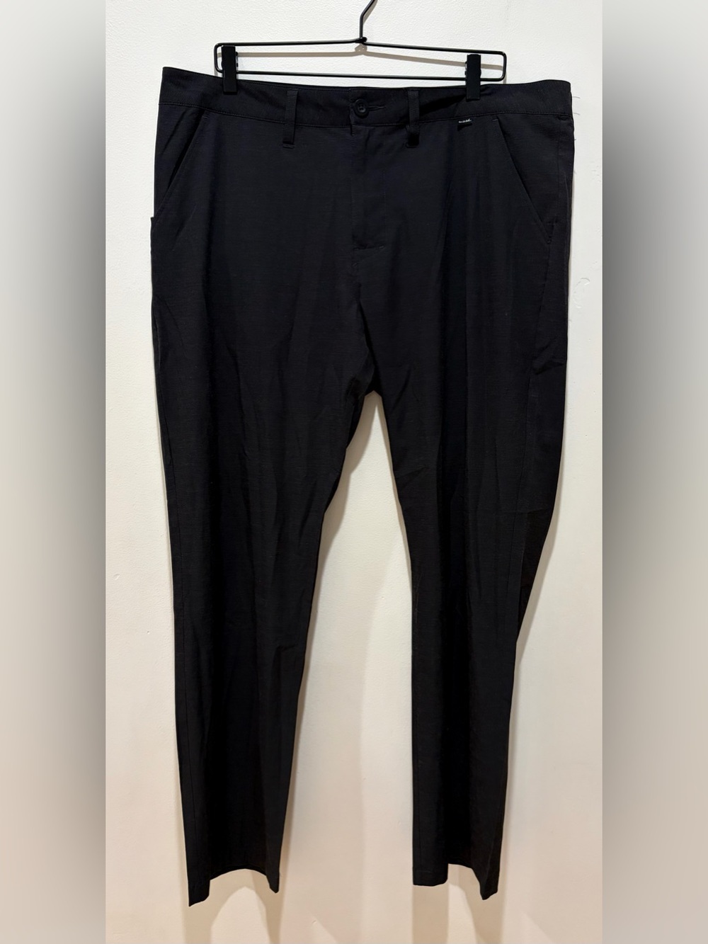 Travis Mathew Lightweight Black Grey Casual Dress Golf Pants - Men’s Size 38
